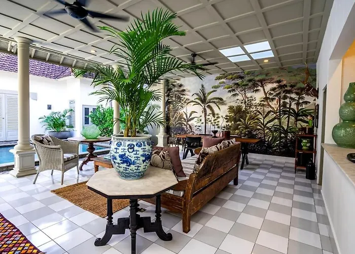 The Gatehouse - Stylish And Unique Luxury Pool Villa, Great Location! Seminyak (Bali)