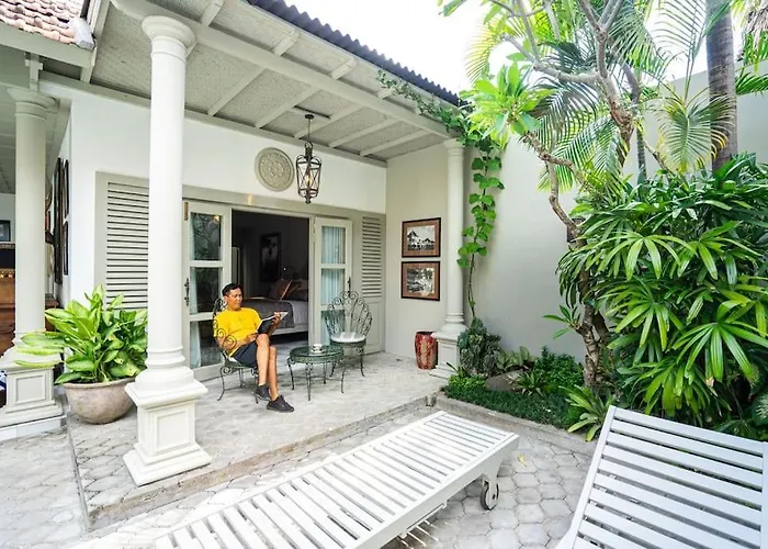 The Gatehouse - Stylish And Unique Luxury Pool Villa, Great Location! Seminyak (Bali)